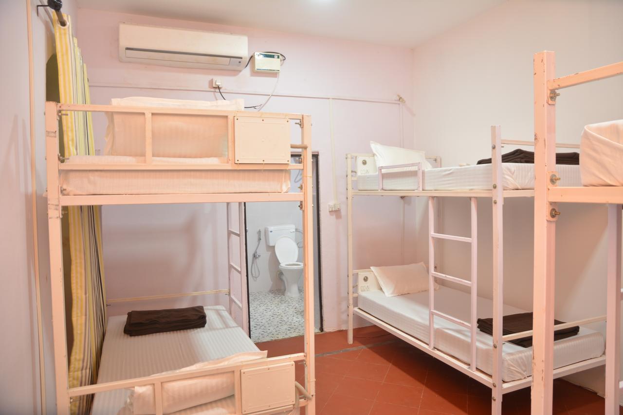 Folklore Hostel Goa Vagator Eksteriør billede