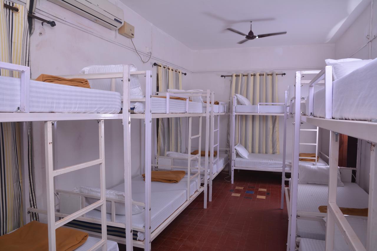 Folklore Hostel Goa Vagator Eksteriør billede