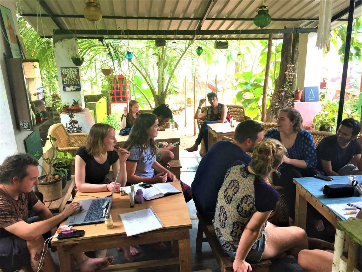 Folklore Hostel Goa Vagator Eksteriør billede