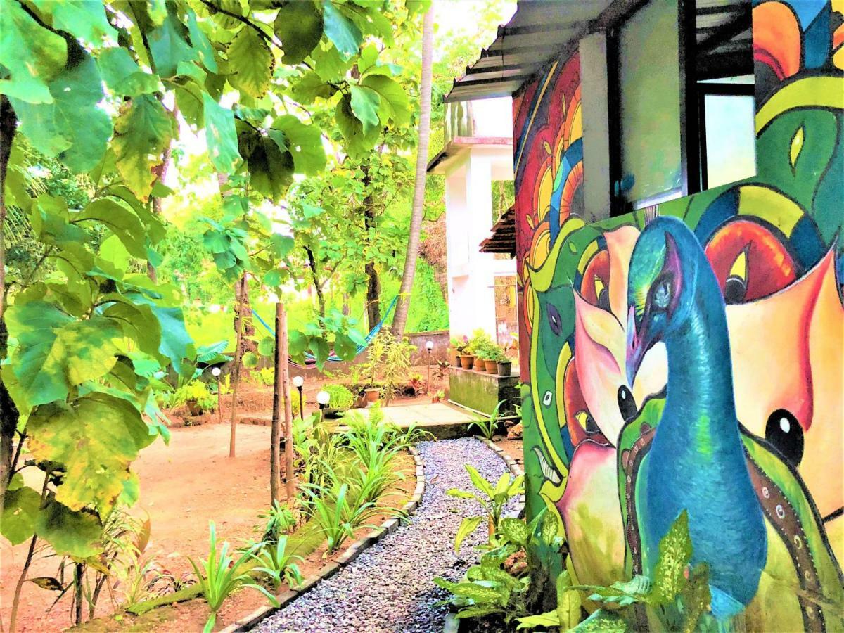 Folklore Hostel Goa Vagator Eksteriør billede