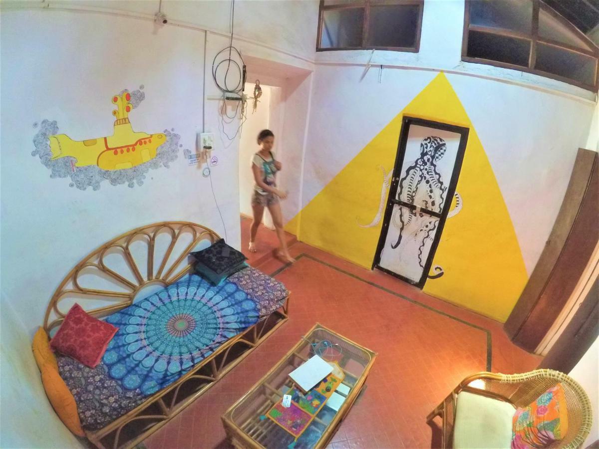 Folklore Hostel Goa Vagator Eksteriør billede