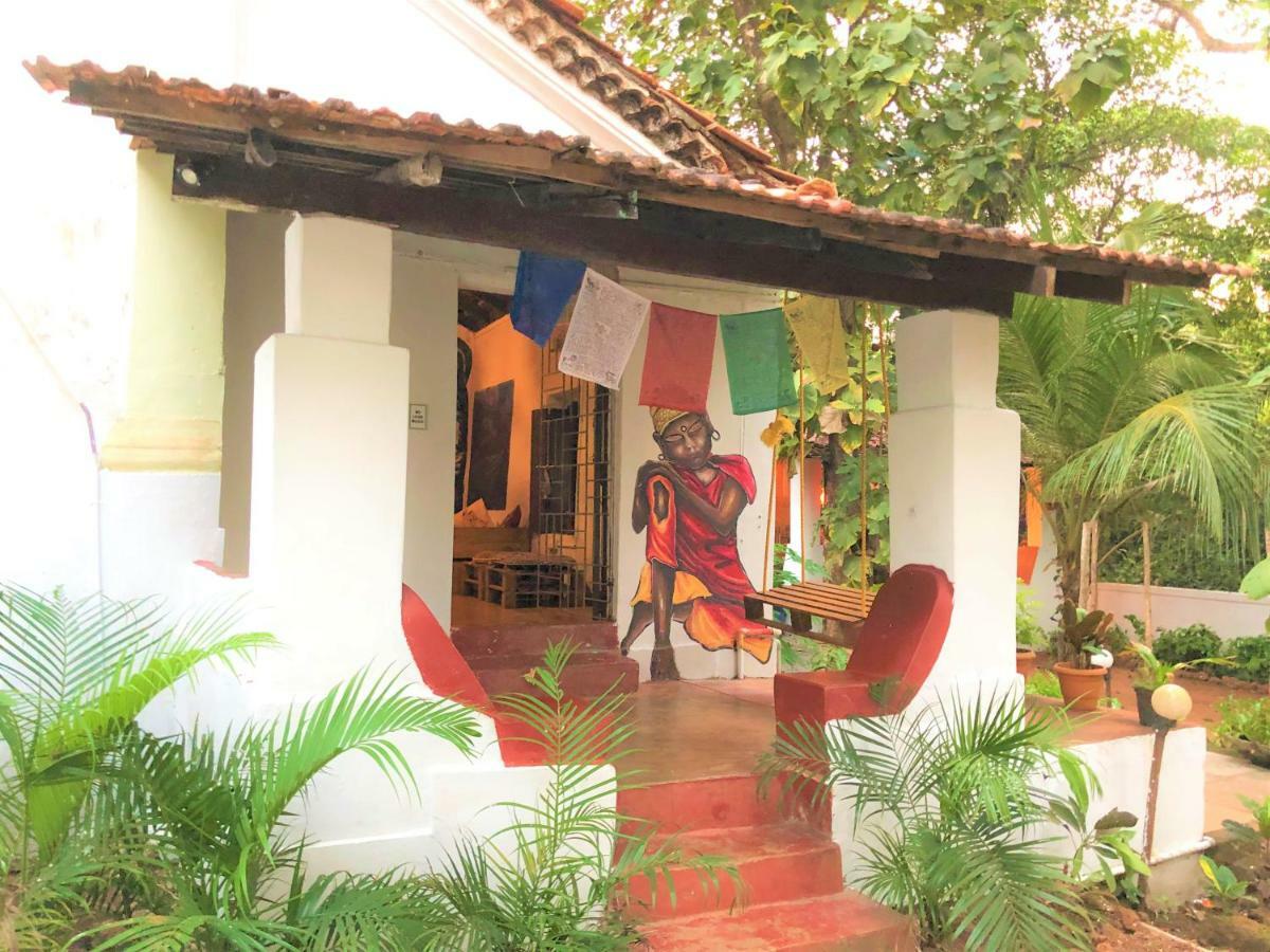 Folklore Hostel Goa Vagator Eksteriør billede