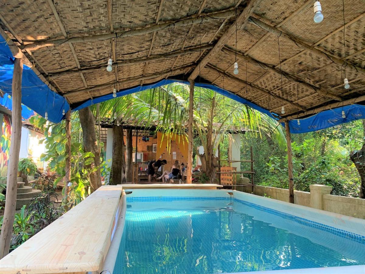 Folklore Hostel Goa Vagator Eksteriør billede