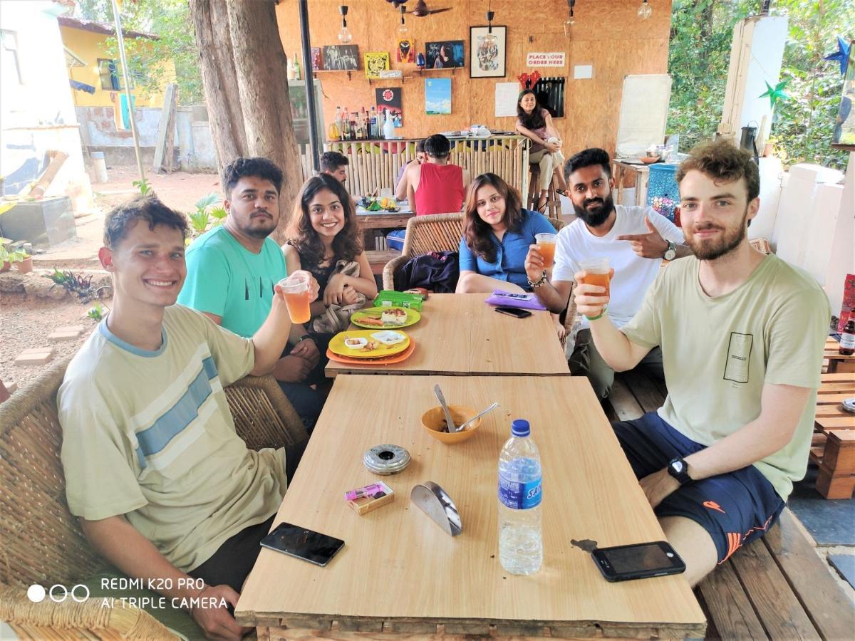 Folklore Hostel Goa Vagator Eksteriør billede
