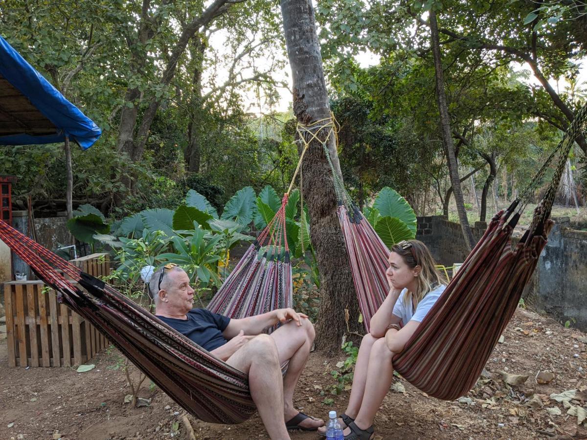 Folklore Hostel Goa Vagator Eksteriør billede